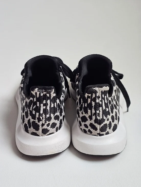 Adidas Swift Run Leopard Cheetah Print Alumina Black White Sneakers Women’s 8 - Picture 5 of 11